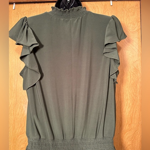 1. State olive green flutter sleeve dress size medium - Picture 6 of 11